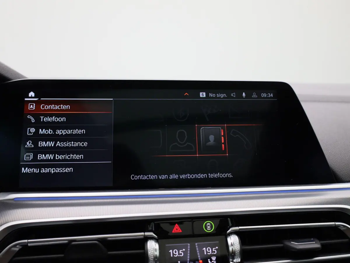 xDrive45e High Executive | PANO-SCHUIFDAK | HEAD-UP | HARMAN-KARDON | LEER | 360 CAMERA | STOELVERWARMING