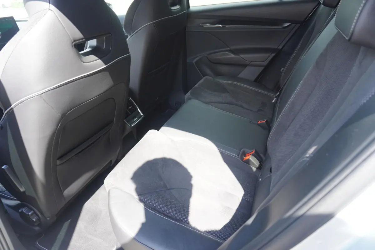 80 204pk Sportline | SoH 89% | Adaptive Cruise | Stoelverwarming