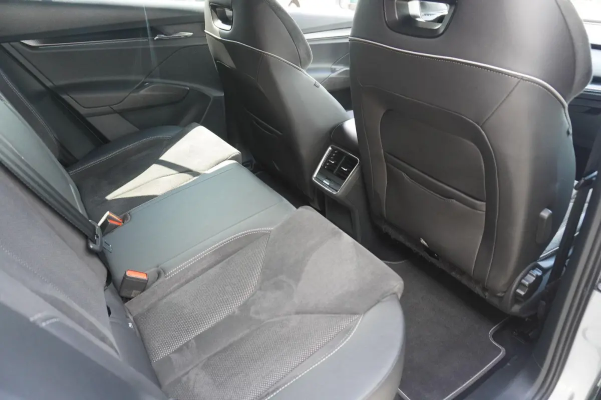 80 204pk Sportline | SoH 89% | Adaptive Cruise | Stoelverwarming