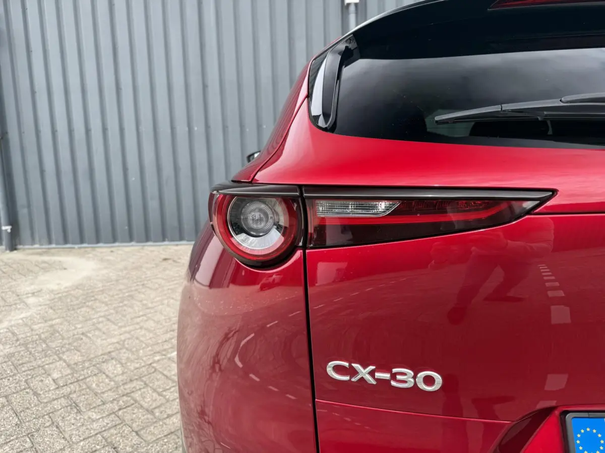 2.0 e-SkyActiv-X M Hybrid Luxury|AUTOM|Stoel/stuurverw|BOSE|