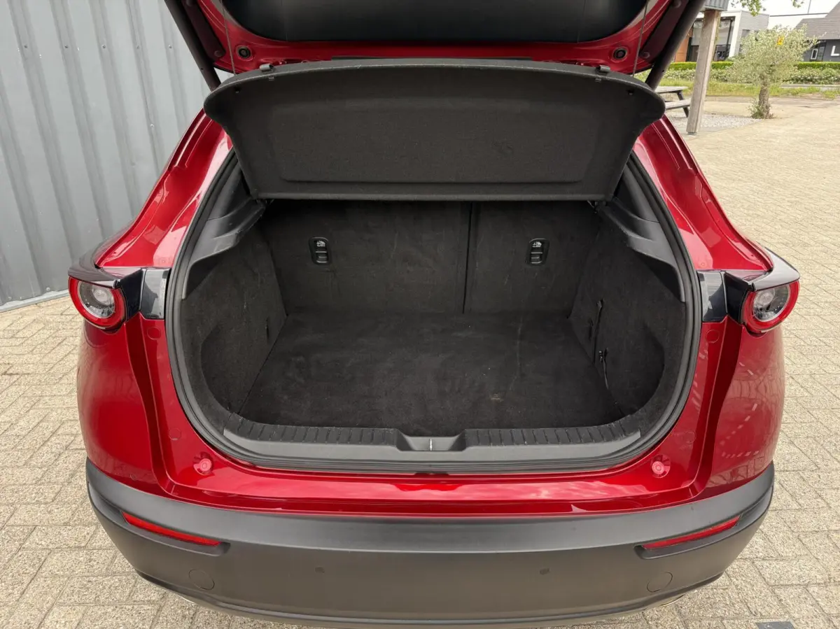2.0 e-SkyActiv-X M Hybrid Luxury|AUTOM|Stoel/stuurverw|BOSE|