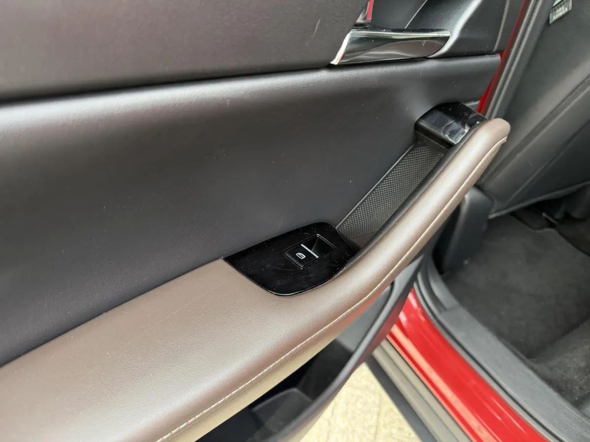 2.0 e-SkyActiv-X M Hybrid Luxury|AUTOM|Stoel/stuurverw|BOSE|