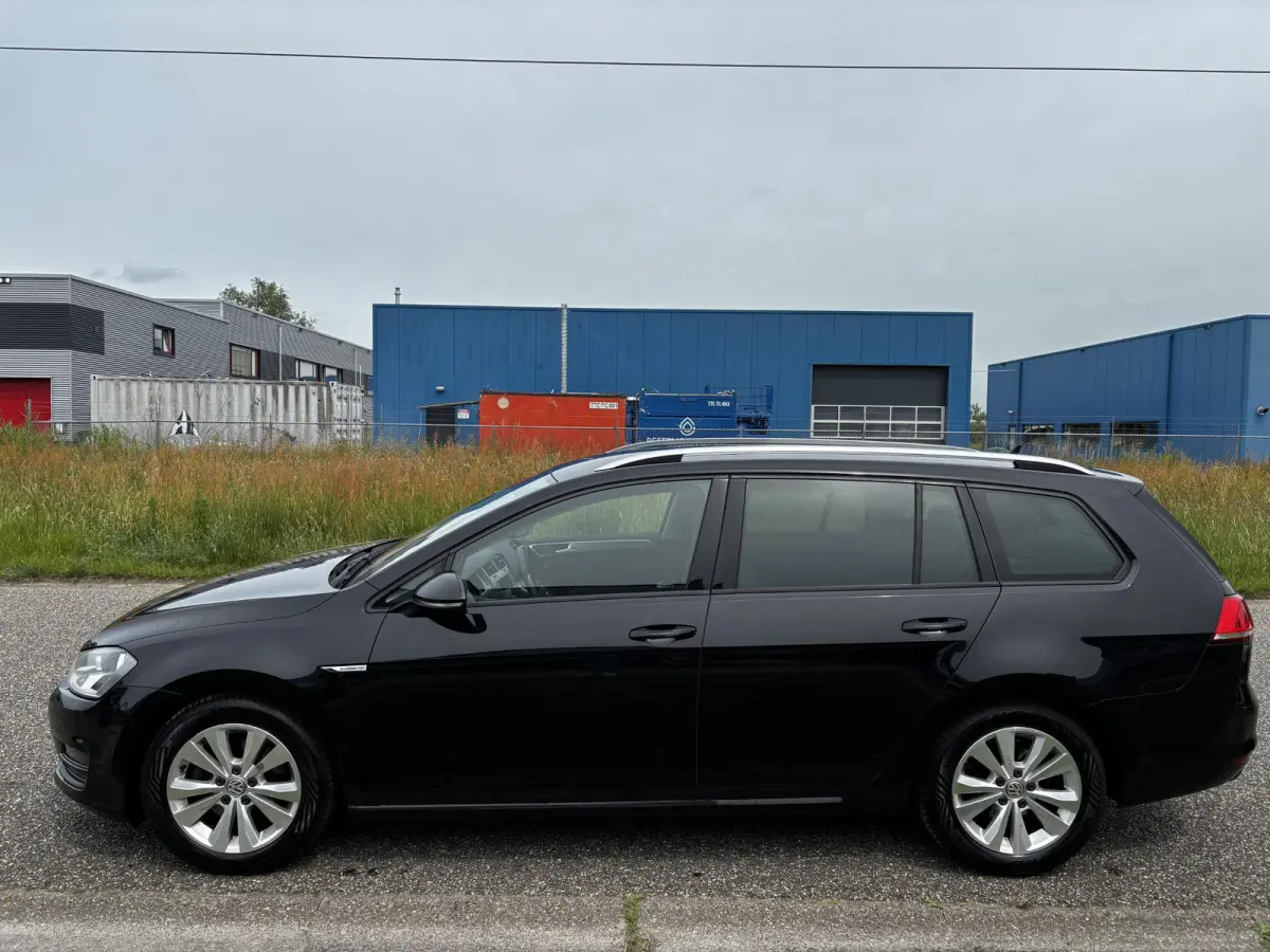 1.0 TSI Connected PDC, TREKHAAK Camera, CRUISE MOOIE AUTO!!!