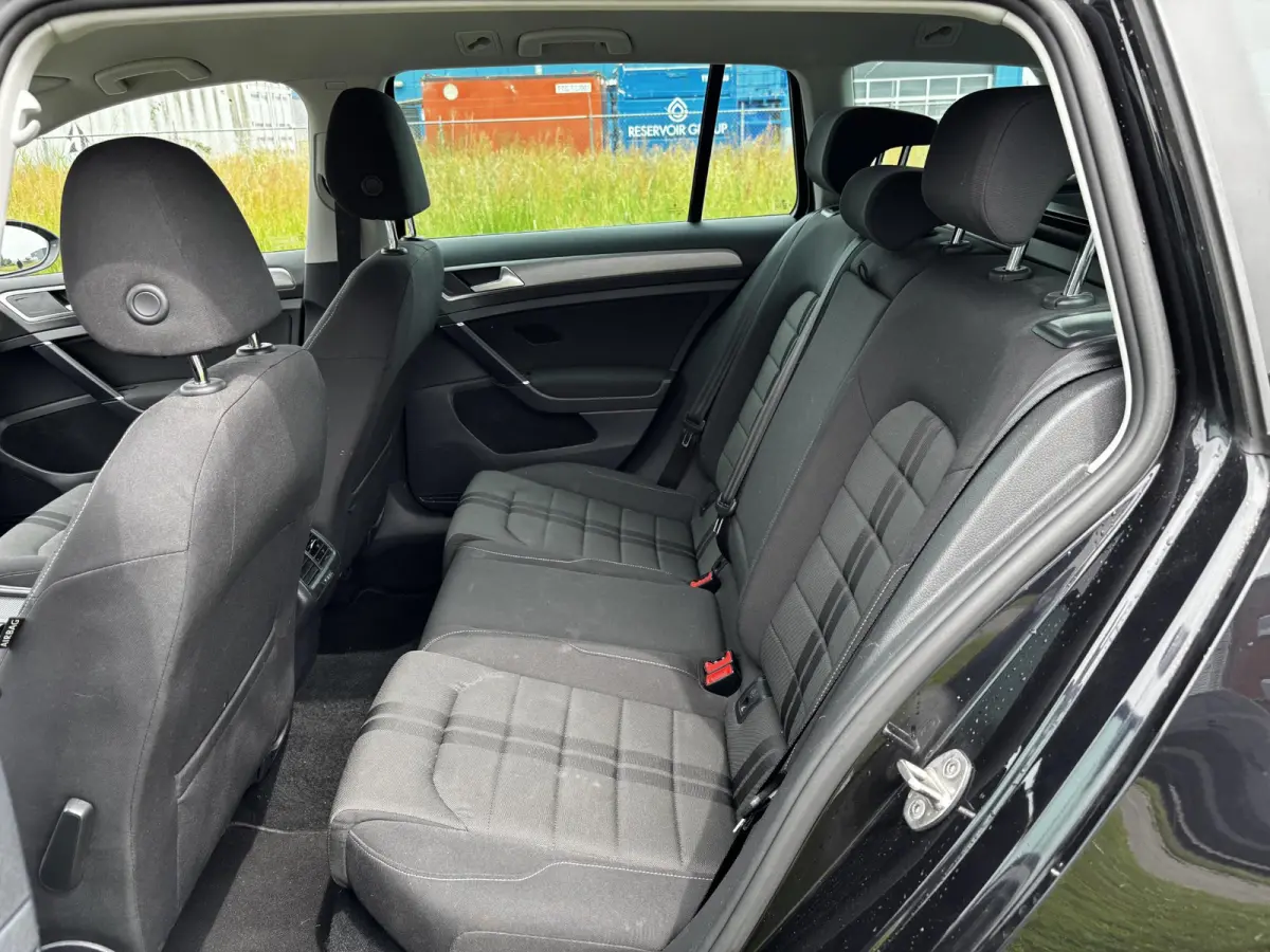 1.0 TSI Connected PDC, TREKHAAK Camera, CRUISE MOOIE AUTO!!!