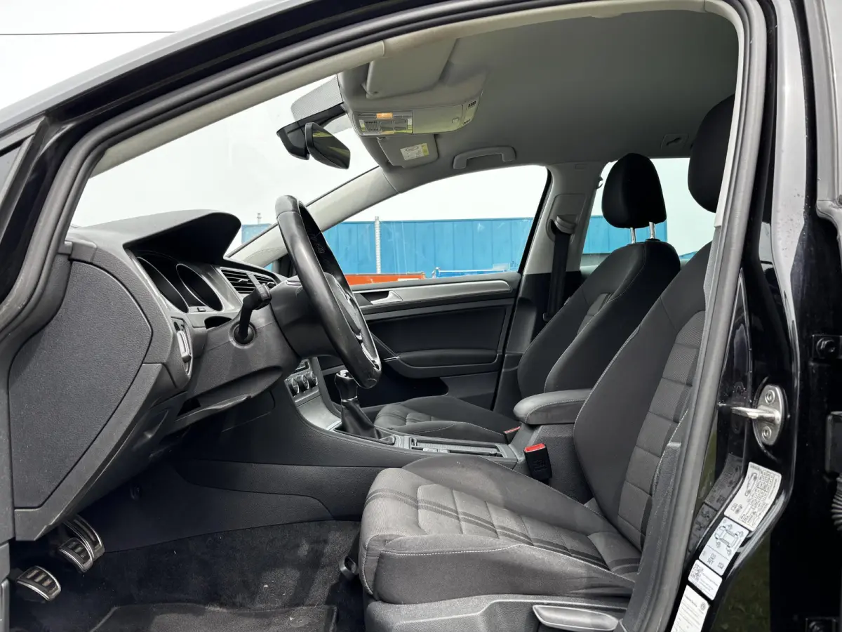 1.0 TSI Connected PDC, TREKHAAK Camera, CRUISE MOOIE AUTO!!!