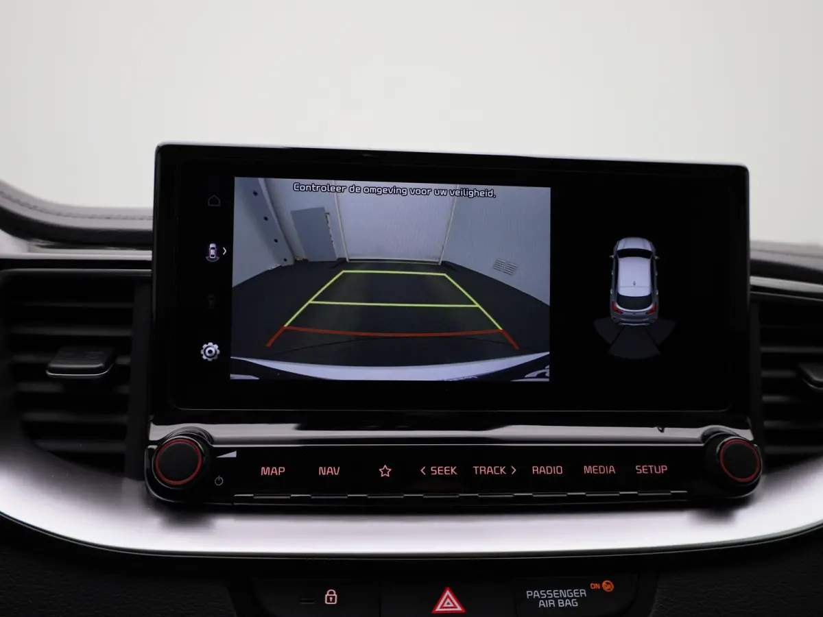 1.6 GDi PHEV DCT Business Line | Apple Carplay / Android Auto | Achteruitrijcamera | Parkeersensoren | Lichtmetalen Velgen |