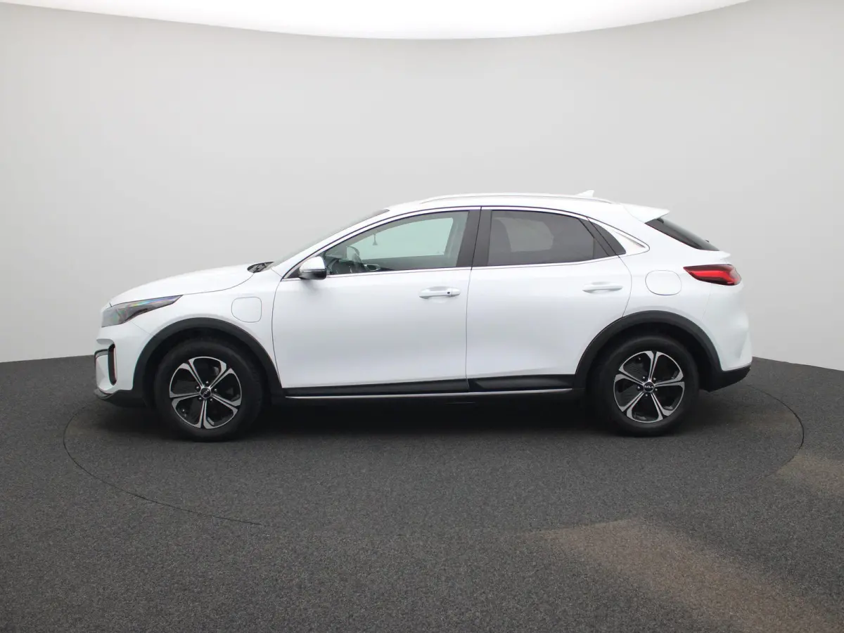 1.6 GDi PHEV DCT Business Line | Apple Carplay / Android Auto | Achteruitrijcamera | Parkeersensoren | Lichtmetalen Velgen |
