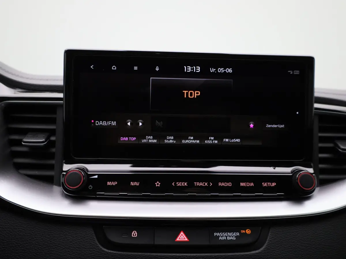 1.6 GDi PHEV DCT Business Line | Apple Carplay / Android Auto | Achteruitrijcamera | Parkeersensoren | Lichtmetalen Velgen |