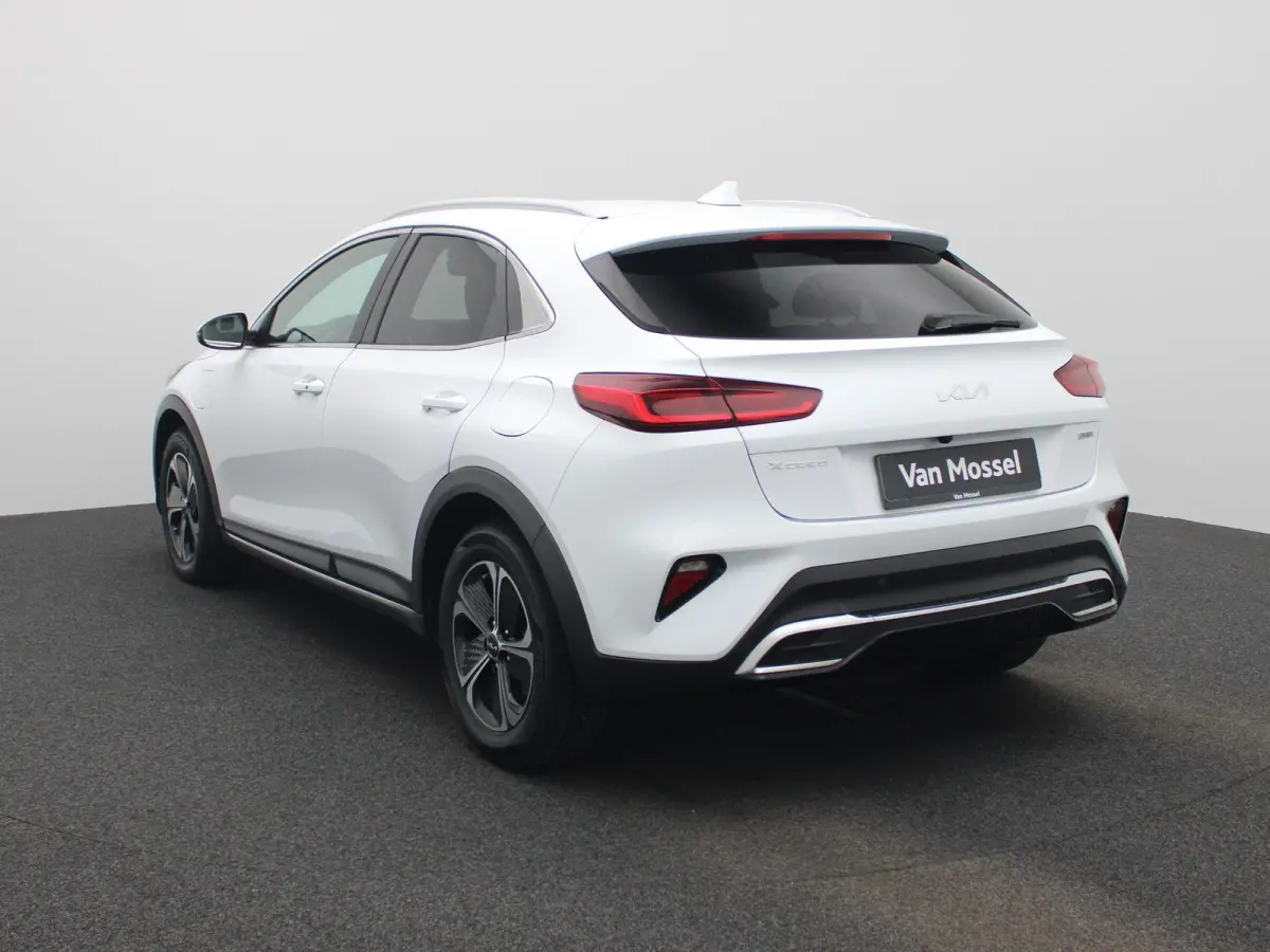 1.6 GDi PHEV DCT Business Line | Apple Carplay / Android Auto | Achteruitrijcamera | Parkeersensoren | Lichtmetalen Velgen |