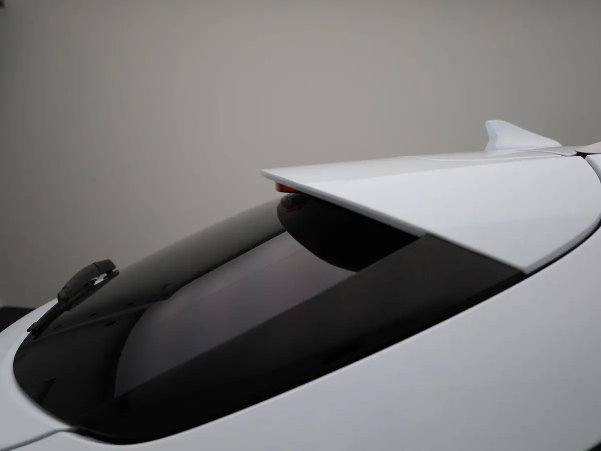 1.6 GDi PHEV DCT Business Line | Apple Carplay / Android Auto | Achteruitrijcamera | Parkeersensoren | Lichtmetalen Velgen |