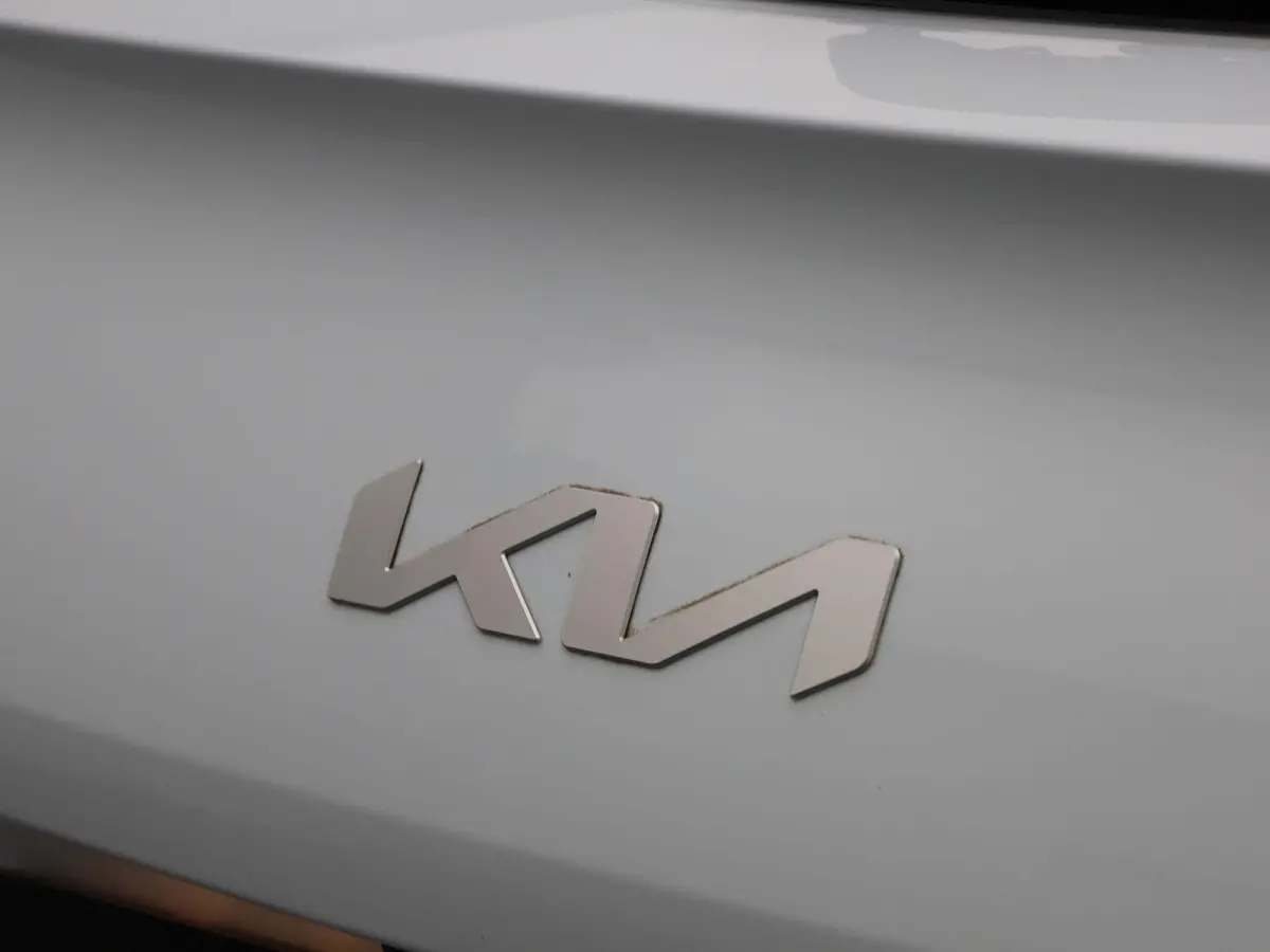 1.6 GDi PHEV DCT Business Line | Apple Carplay / Android Auto | Achteruitrijcamera | Parkeersensoren | Lichtmetalen Velgen |