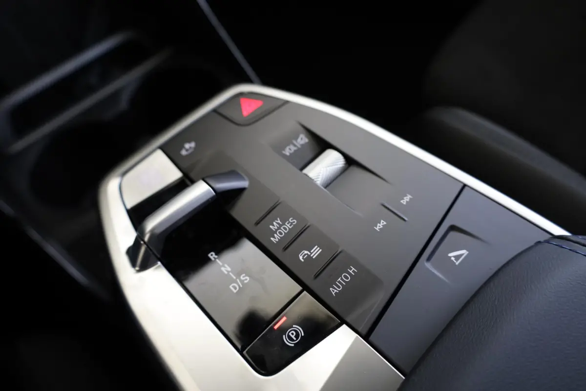 225e xDrive M Sport Pro | Panoramadak | Head Up | Harman Kardon | Driving Assistant Plus | Trekhaak