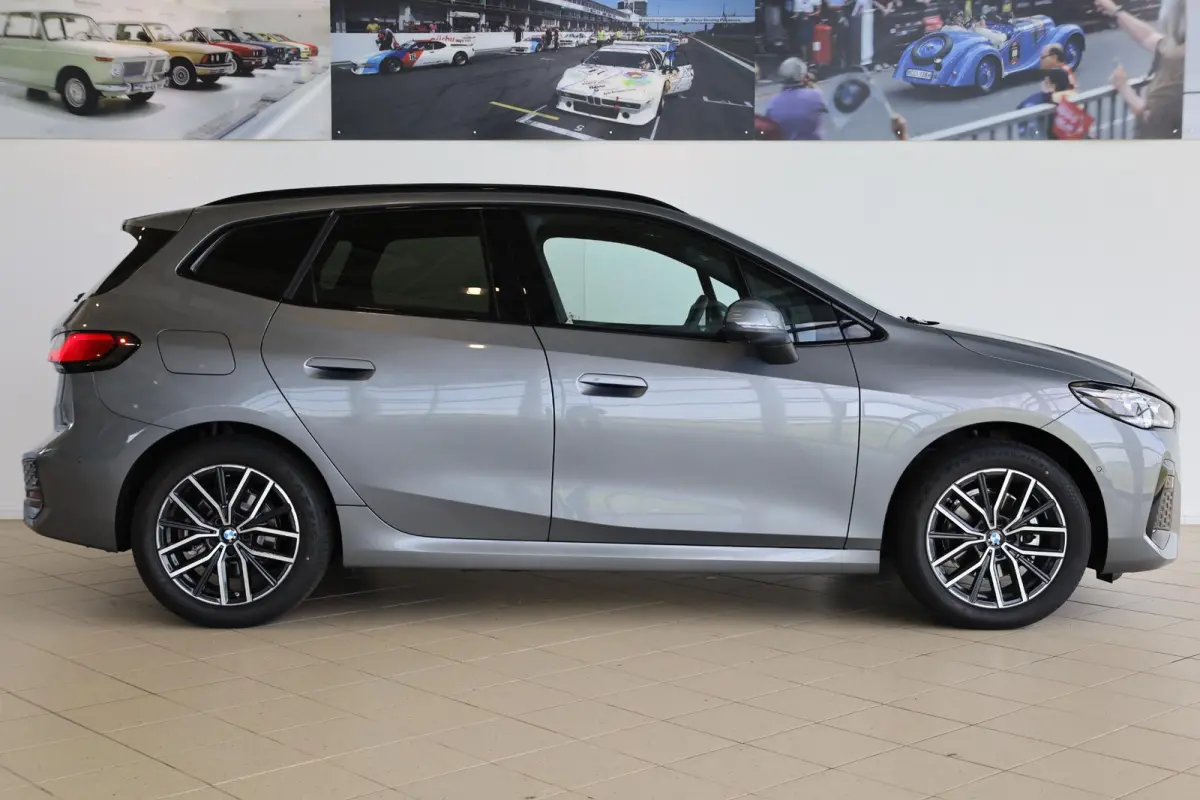 225e xDrive M Sport Pro | Panoramadak | Head Up | Harman Kardon | Driving Assistant Plus | Trekhaak