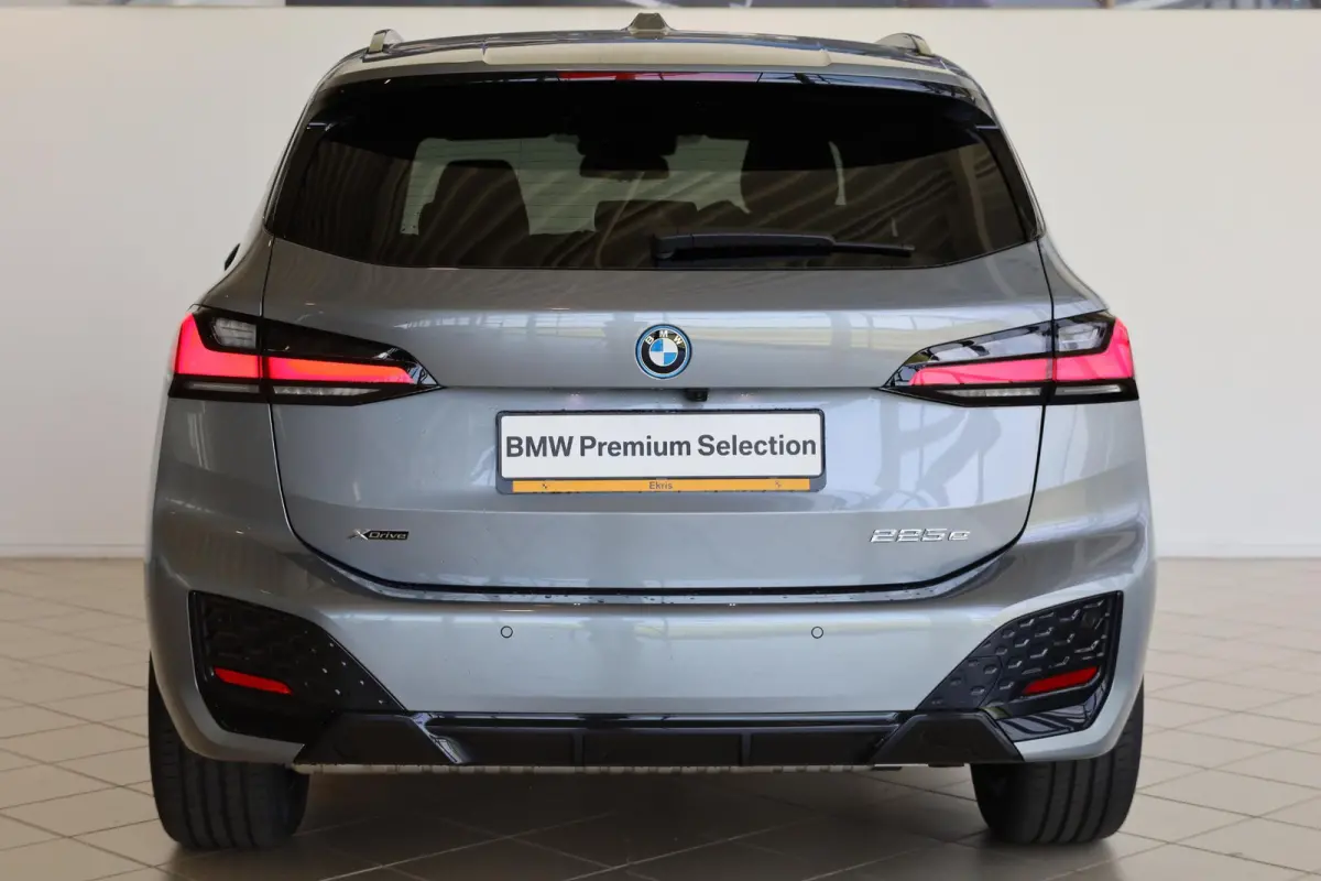 225e xDrive M Sport Pro | Panoramadak | Head Up | Harman Kardon | Driving Assistant Plus | Trekhaak