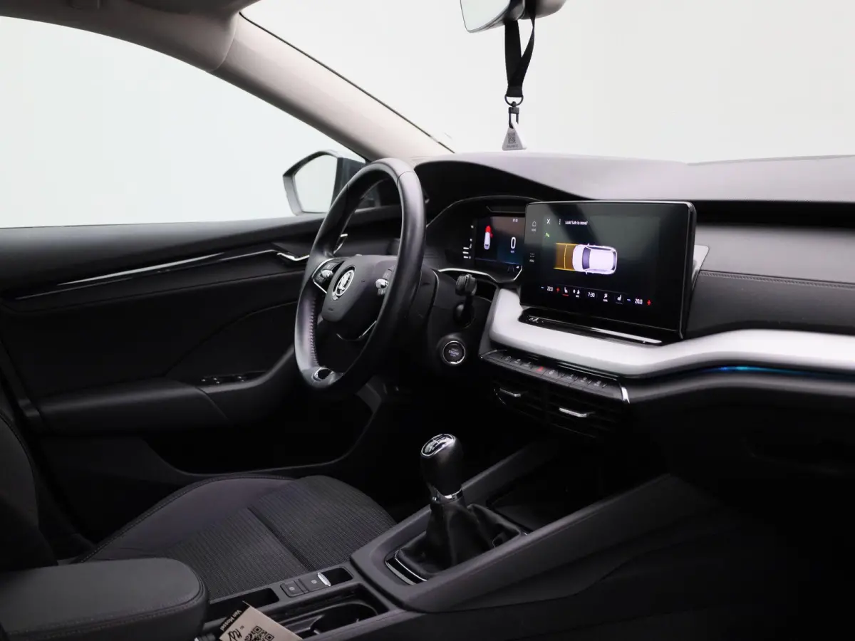 1.0 TSI Business Edition | Apple Carplay / Android Auto | Parkeersensoren | Lichtmetalen Velgen |