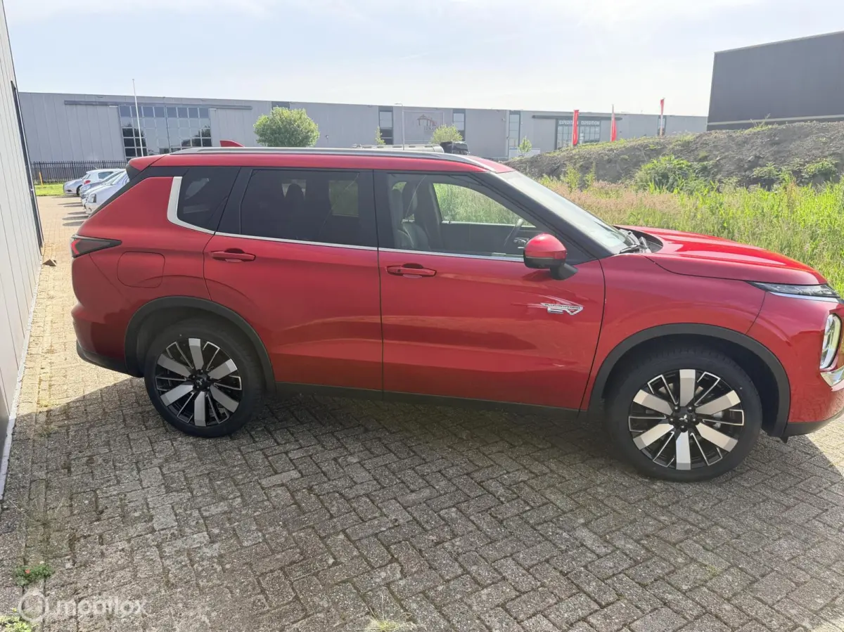 2.4 PHEV First Edition