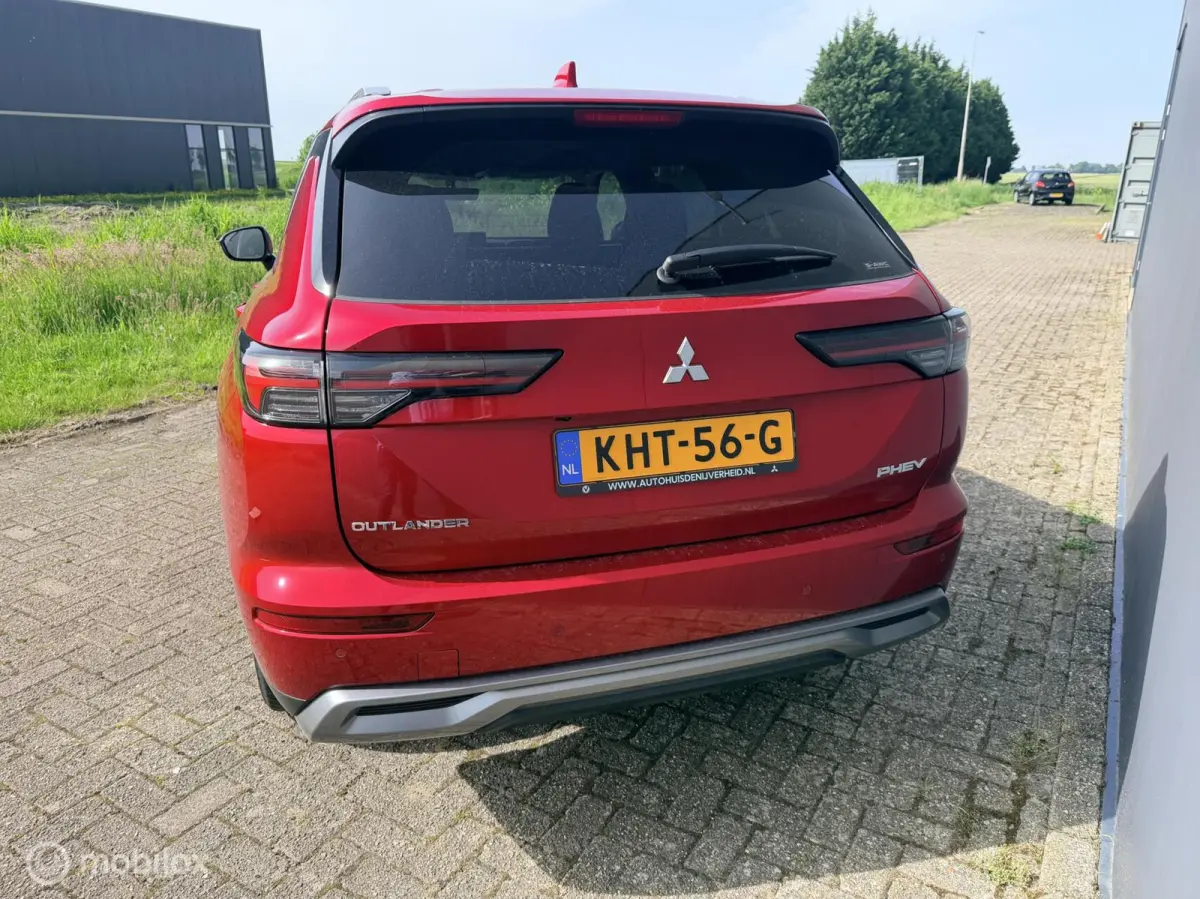 2.4 PHEV First Edition