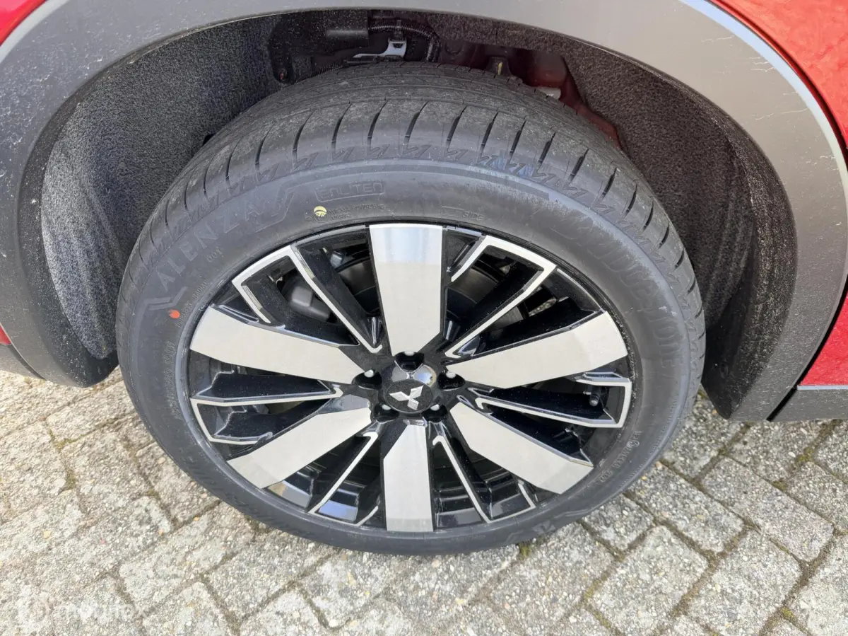 2.4 PHEV First Edition