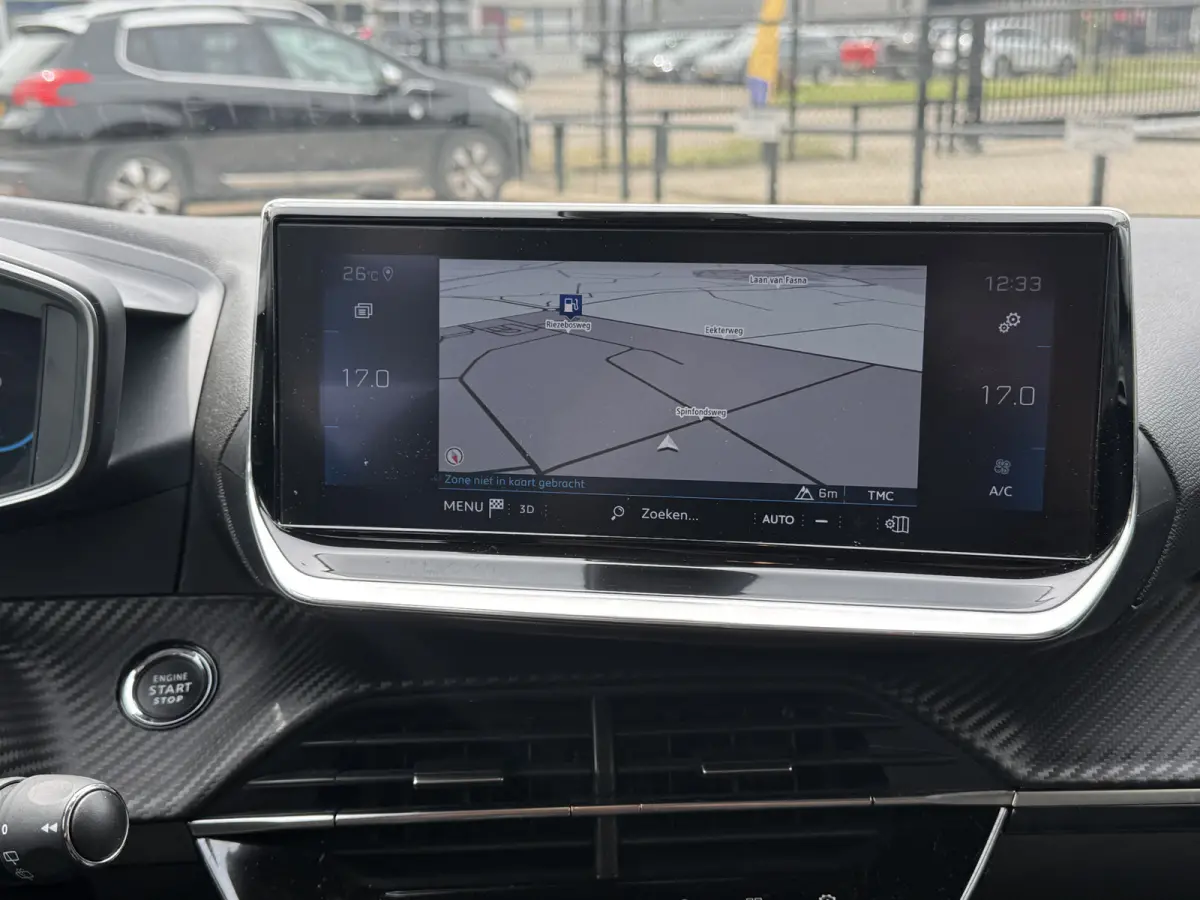 1.2 PureTech Blue Lease Allure automaat 131 pk org nl auto nap logisch navi camera climate ctr cruise ctr led half leder/stof lmv 17 inch dealer onderhouden