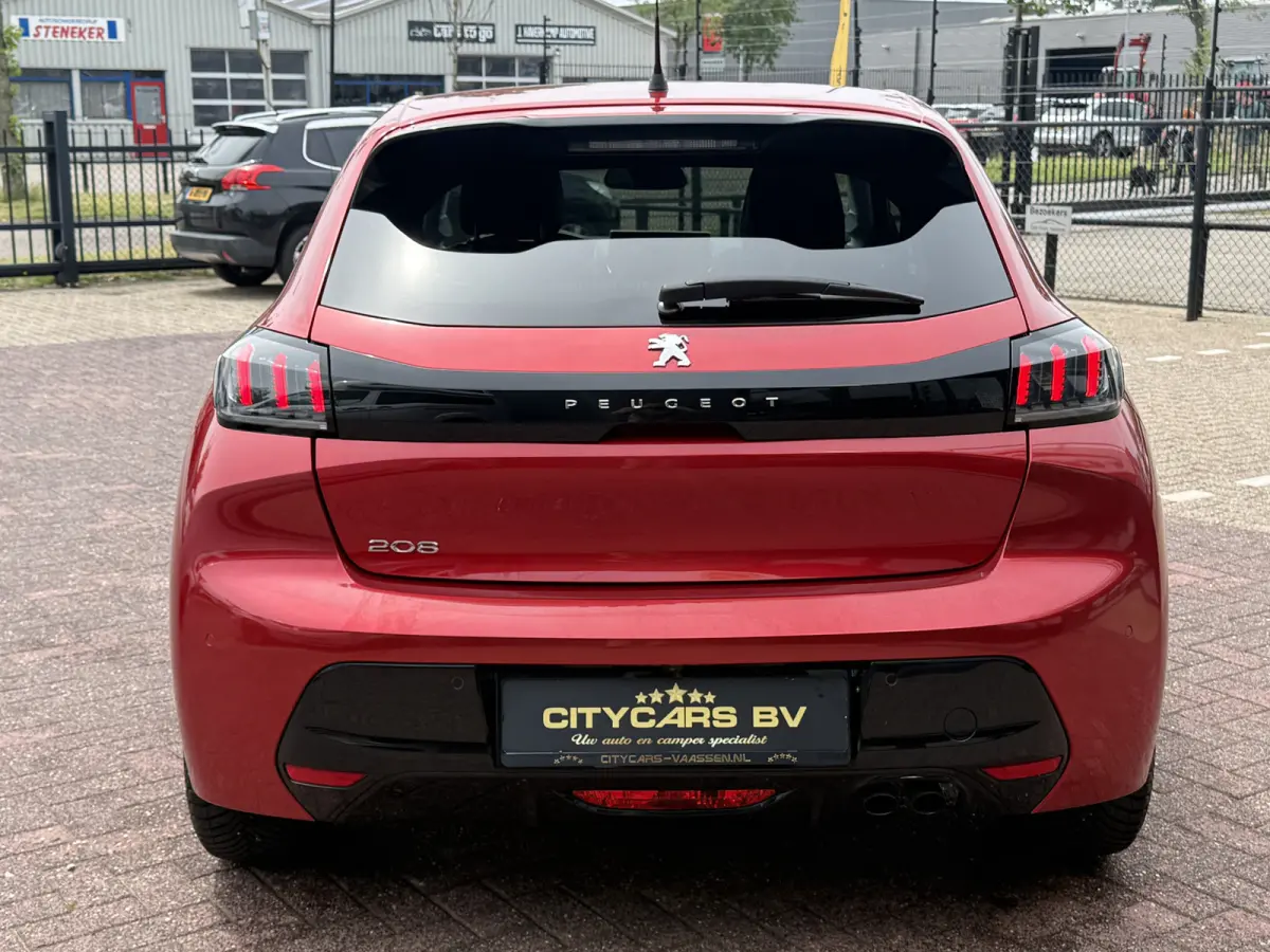 1.2 PureTech Blue Lease Allure automaat 131 pk org nl auto nap logisch navi camera climate ctr cruise ctr led half leder/stof lmv 17 inch dealer onderhouden
