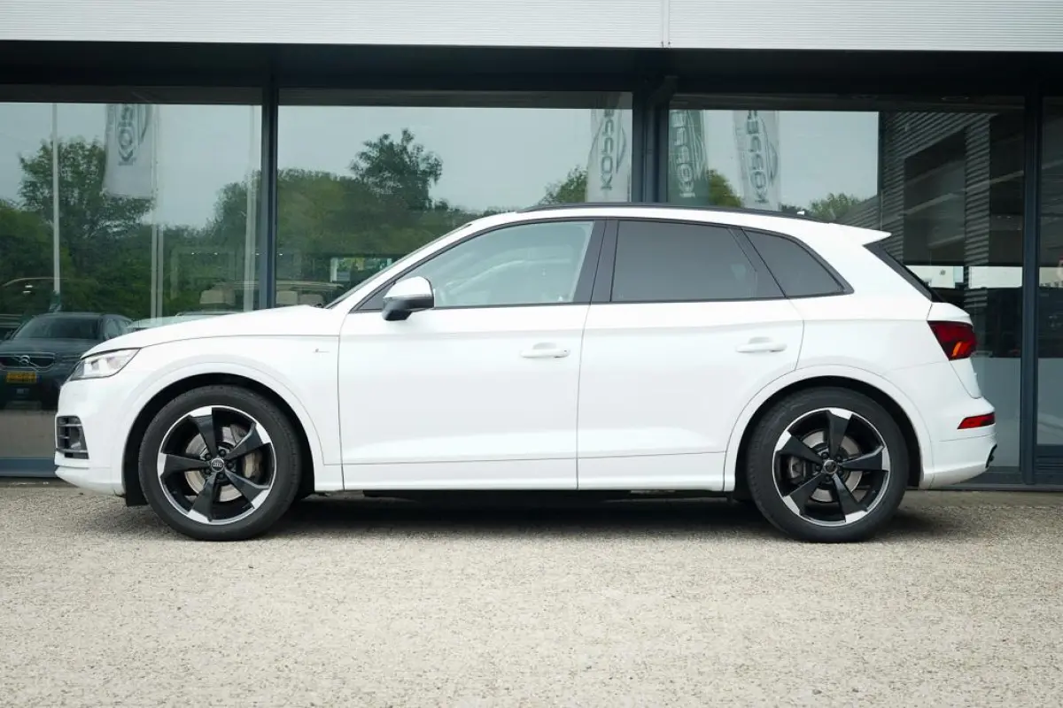 3.0 TDI quattro Sport S Line Black Edition / Pano / Leder / Luchtvering / Adaptive Cruise