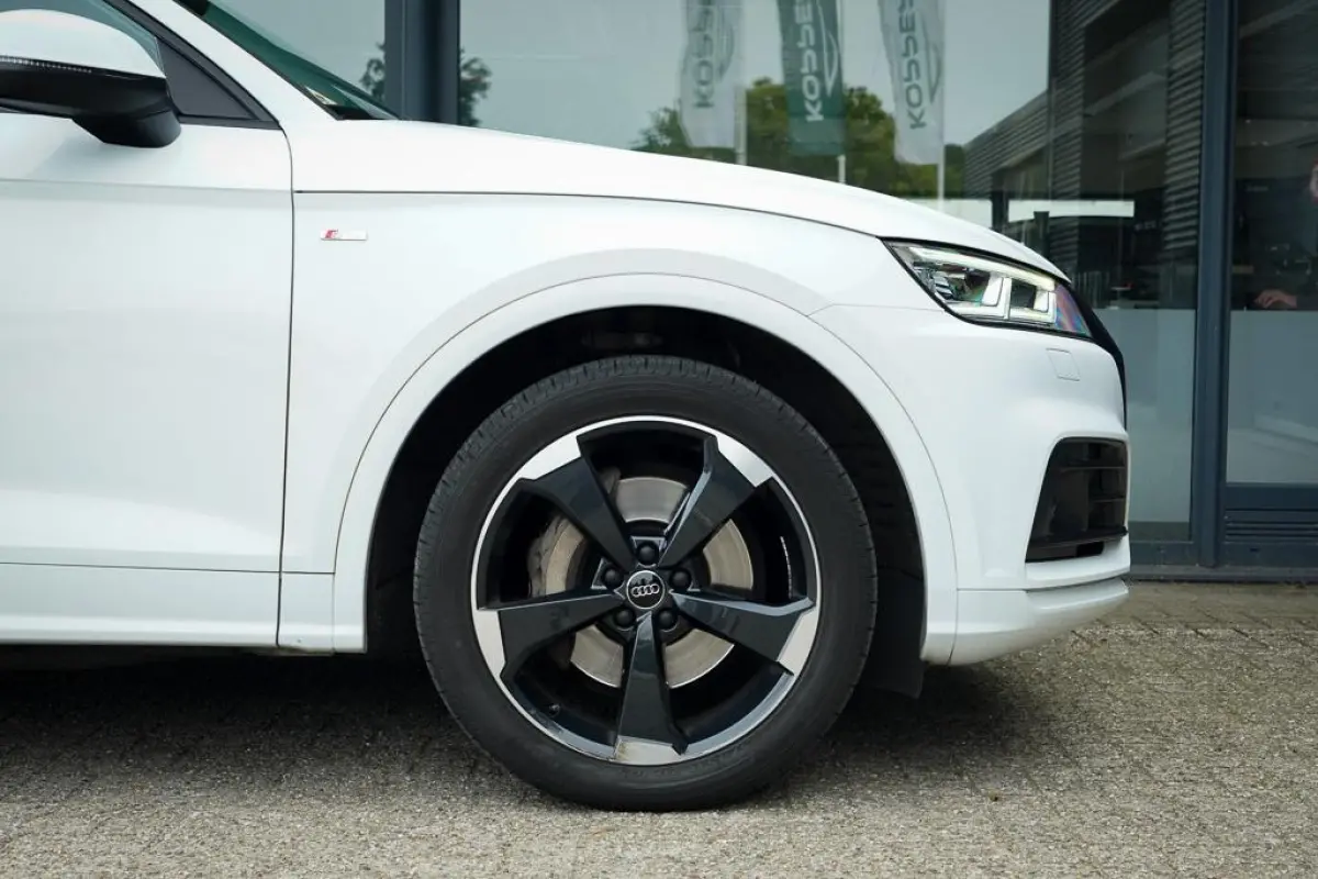 3.0 TDI quattro Sport S Line Black Edition / Pano / Leder / Luchtvering / Adaptive Cruise