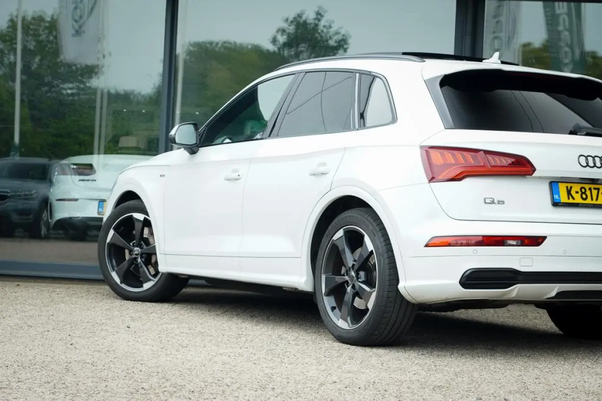 3.0 TDI quattro Sport S Line Black Edition / Pano / Leder / Luchtvering / Adaptive Cruise