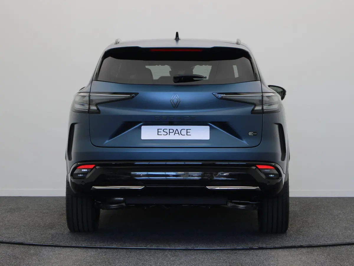 E-Tech full hybrid 200pk esprit Alpine 7p. | Harman kardon | Panoramisch dak | Elek. stoelen | HUD | 360 graden camera |