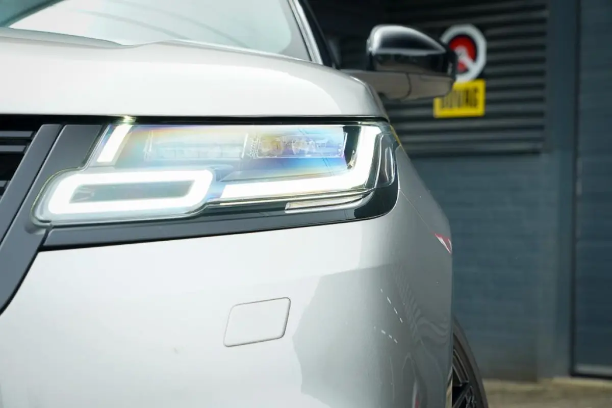 3.0 V6 AWD First Edition / Pano / Luchtvering / Meridian Surround / 23''