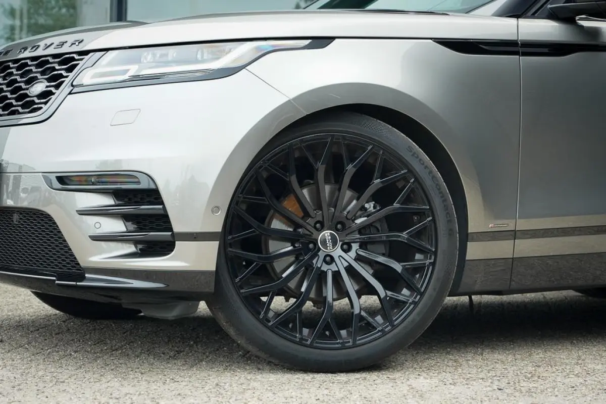 3.0 V6 AWD First Edition / Pano / Luchtvering / Meridian Surround / 23''