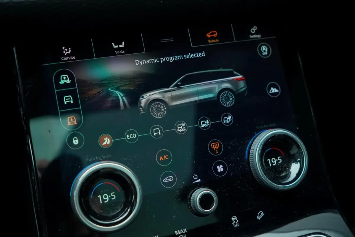 3.0 V6 AWD First Edition / Pano / Luchtvering / Meridian Surround / 23''