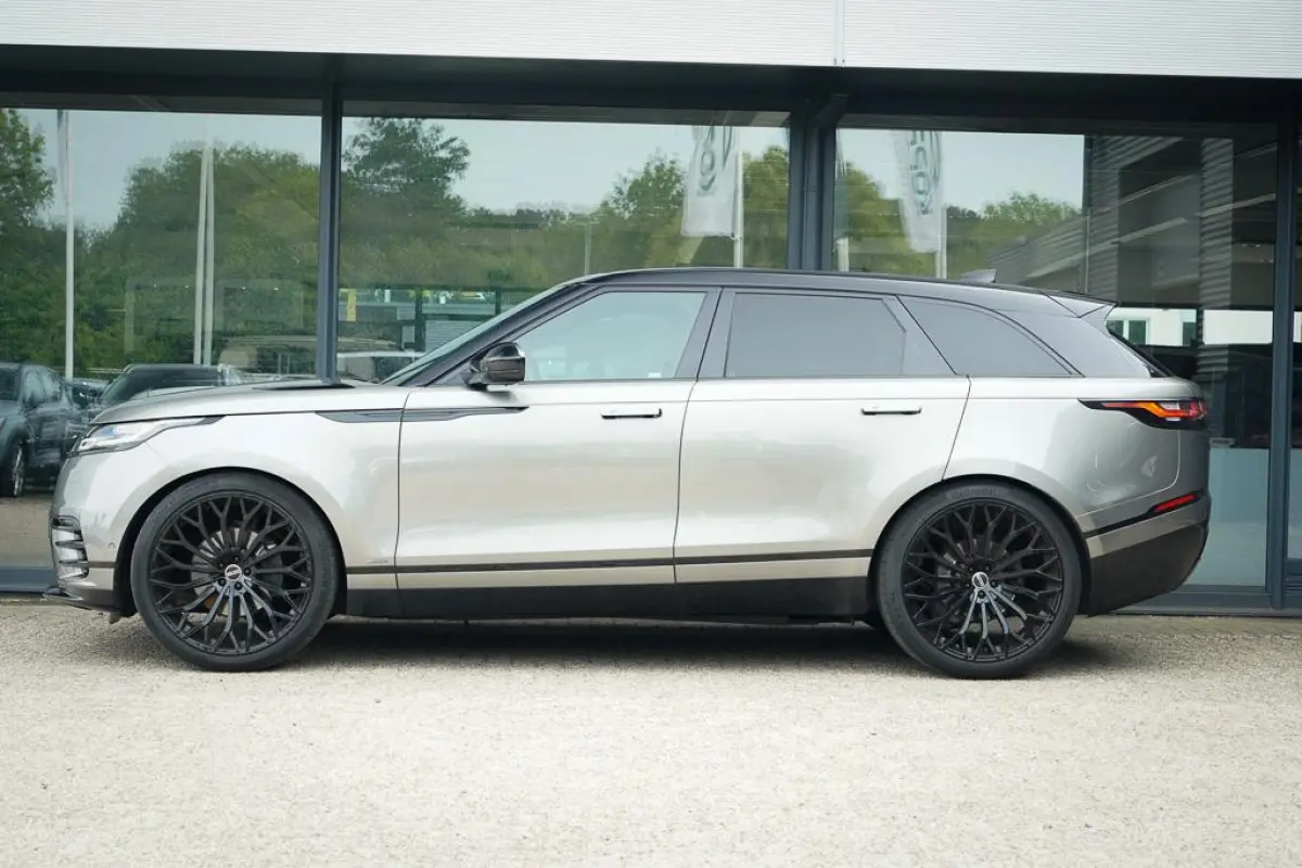 3.0 V6 AWD First Edition / Pano / Luchtvering / Meridian Surround / 23''
