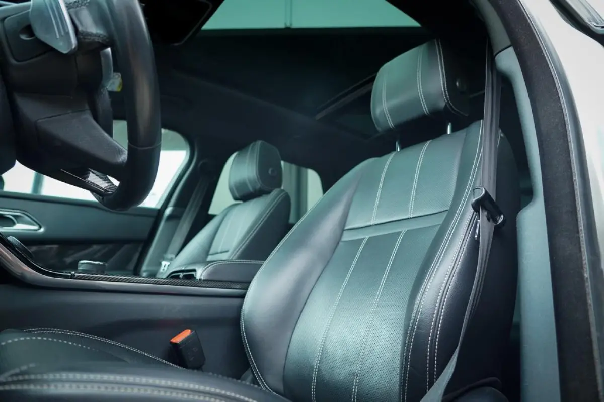 3.0 V6 AWD First Edition / Pano / Luchtvering / Meridian Surround / 23''