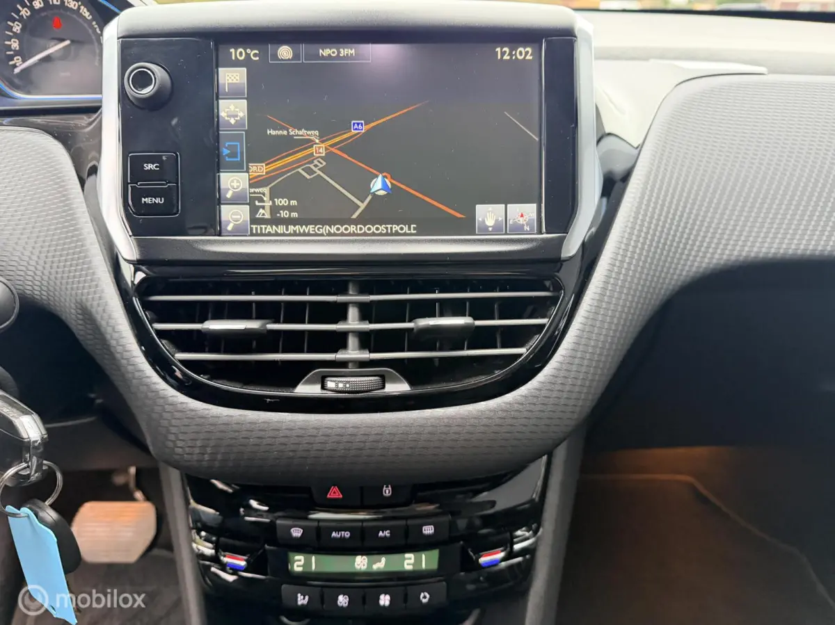 1.2 PureTech Allure navi panodak cruise control
