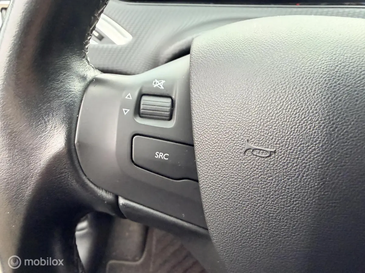 1.2 PureTech Allure navi panodak cruise control