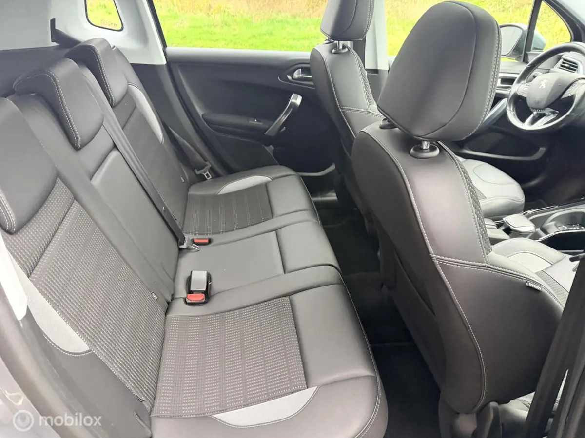 1.2 PureTech Allure navi panodak cruise control
