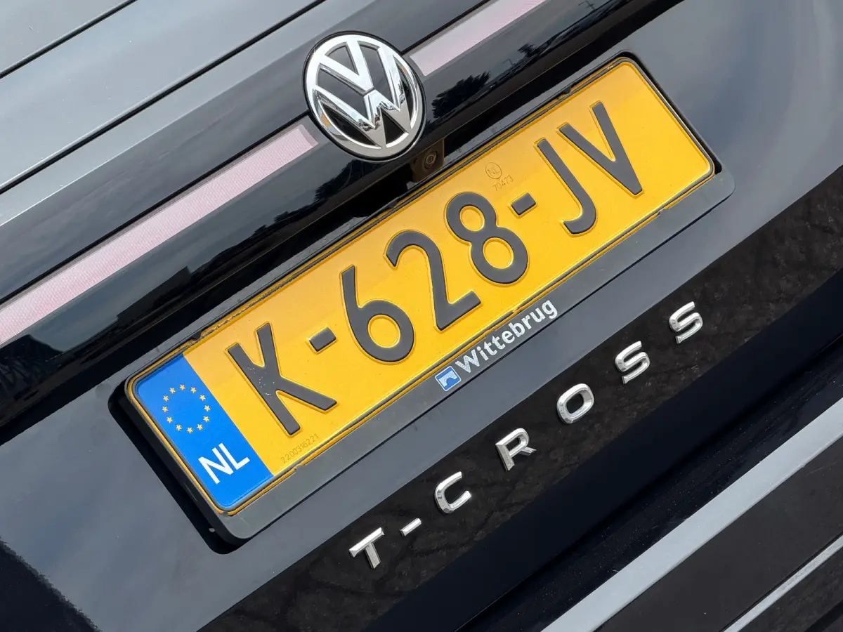 1.0 TSI DSG Automaat 2x R-Line - DeepBlack Pearl - Virtual/Camera/Carplay