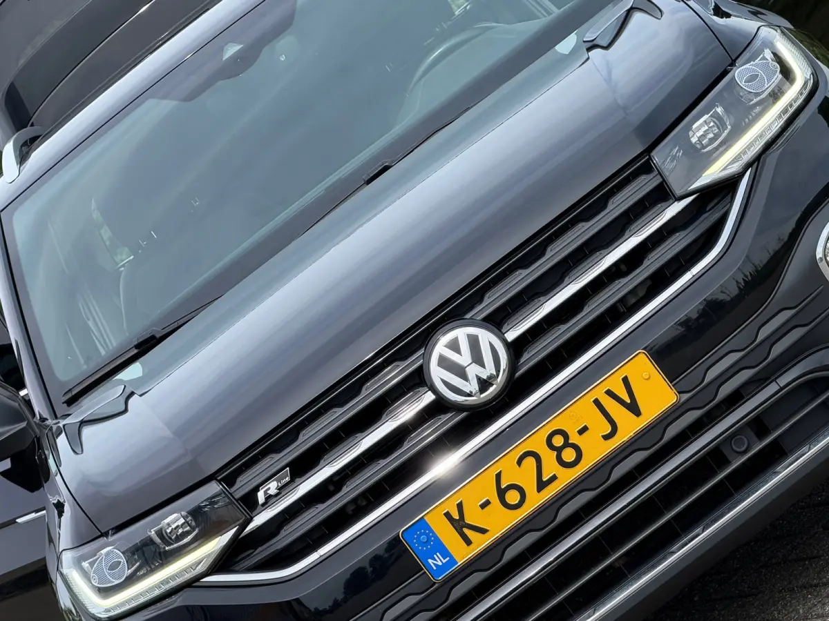 1.0 TSI DSG Automaat 2x R-Line - DeepBlack Pearl - Virtual/Camera/Carplay