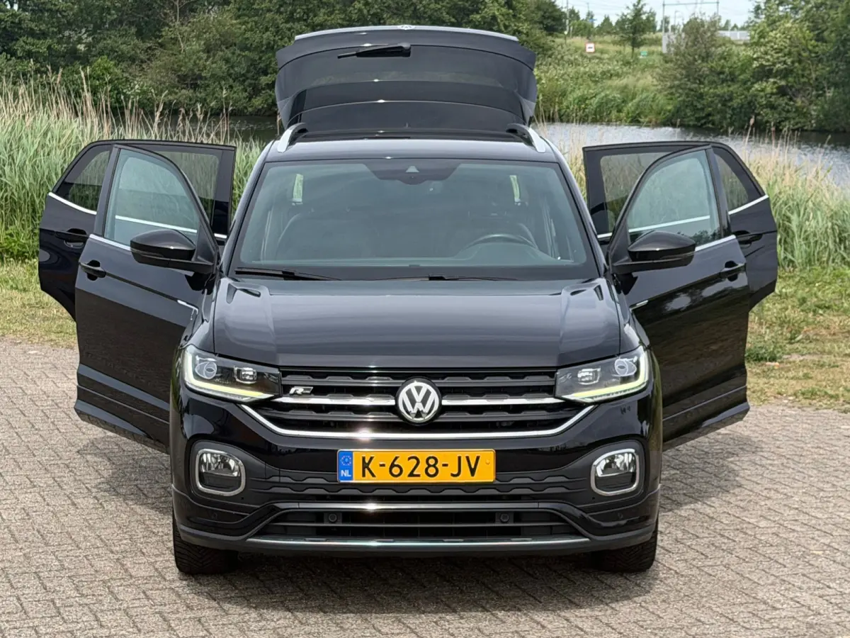 1.0 TSI DSG Automaat 2x R-Line - DeepBlack Pearl - Virtual/Camera/Carplay