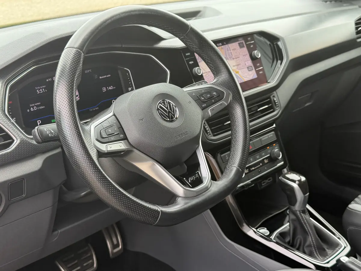 1.0 TSI DSG Automaat 2x R-Line - DeepBlack Pearl - Virtual/Camera/Carplay