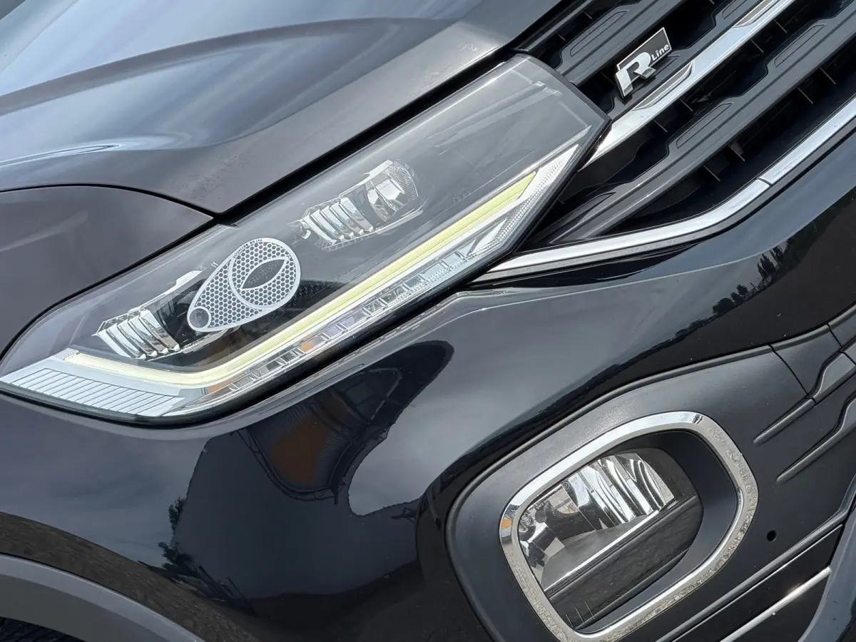 1.0 TSI DSG Automaat 2x R-Line - DeepBlack Pearl - Virtual/Camera/Carplay