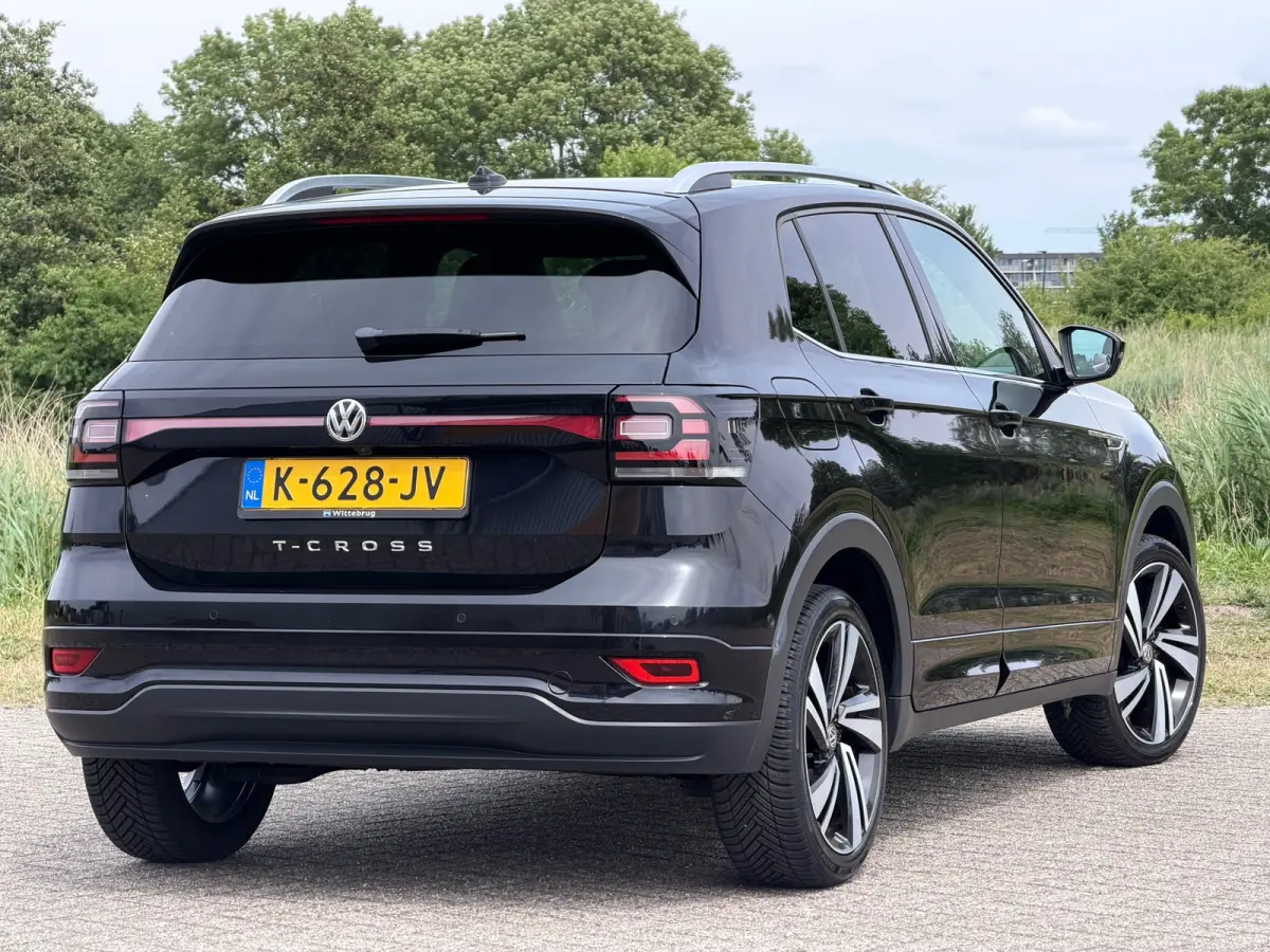 1.0 TSI DSG Automaat 2x R-Line - DeepBlack Pearl - Virtual/Camera/Carplay
