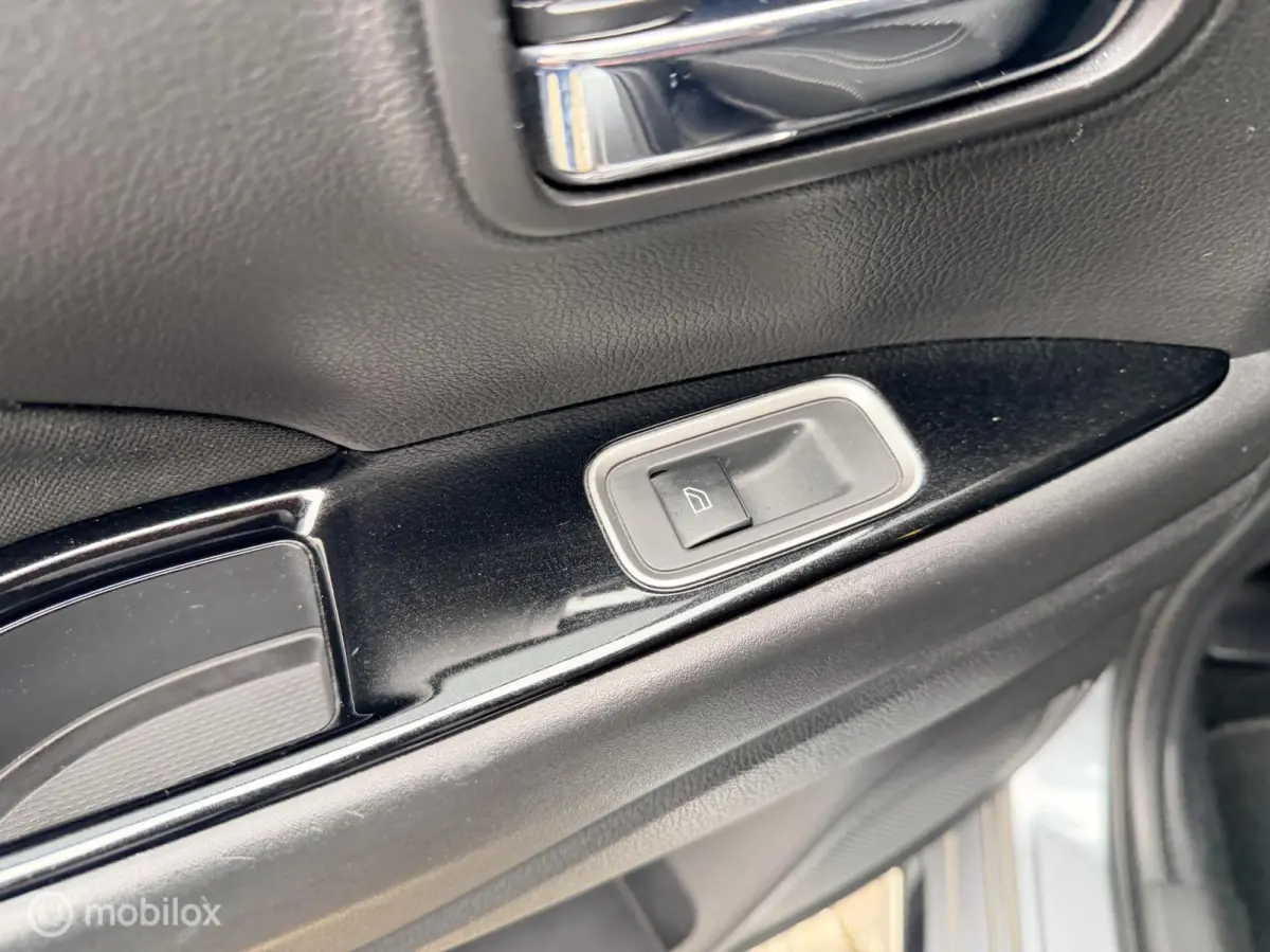 2.4 PHEV Pure+ |trekhaak | allseason |