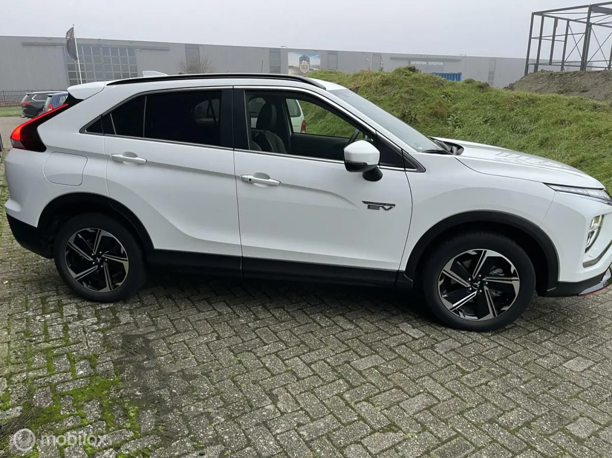2.4 PHEV Intense+