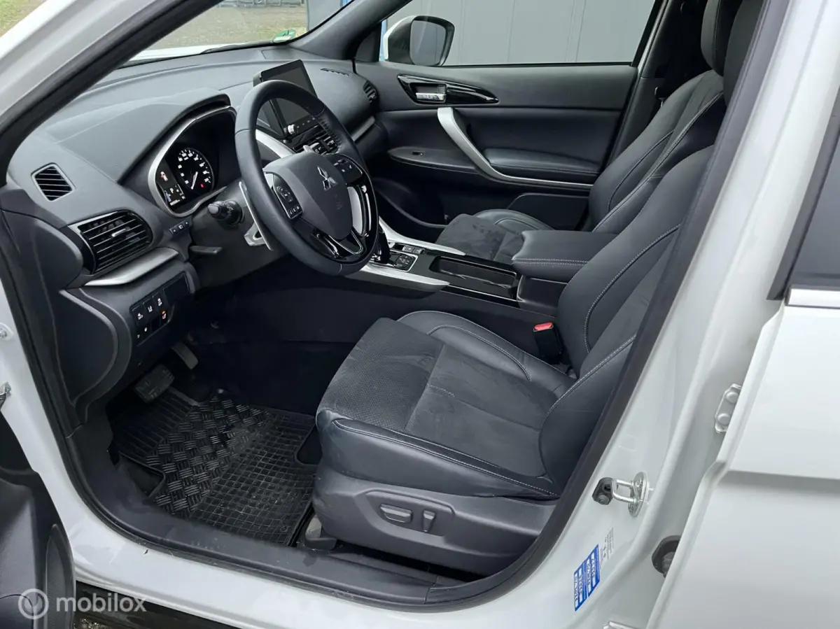 2.4 PHEV Intense+
