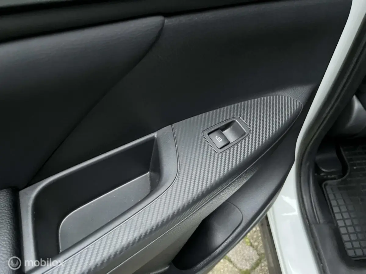 2.4 PHEV Intense+