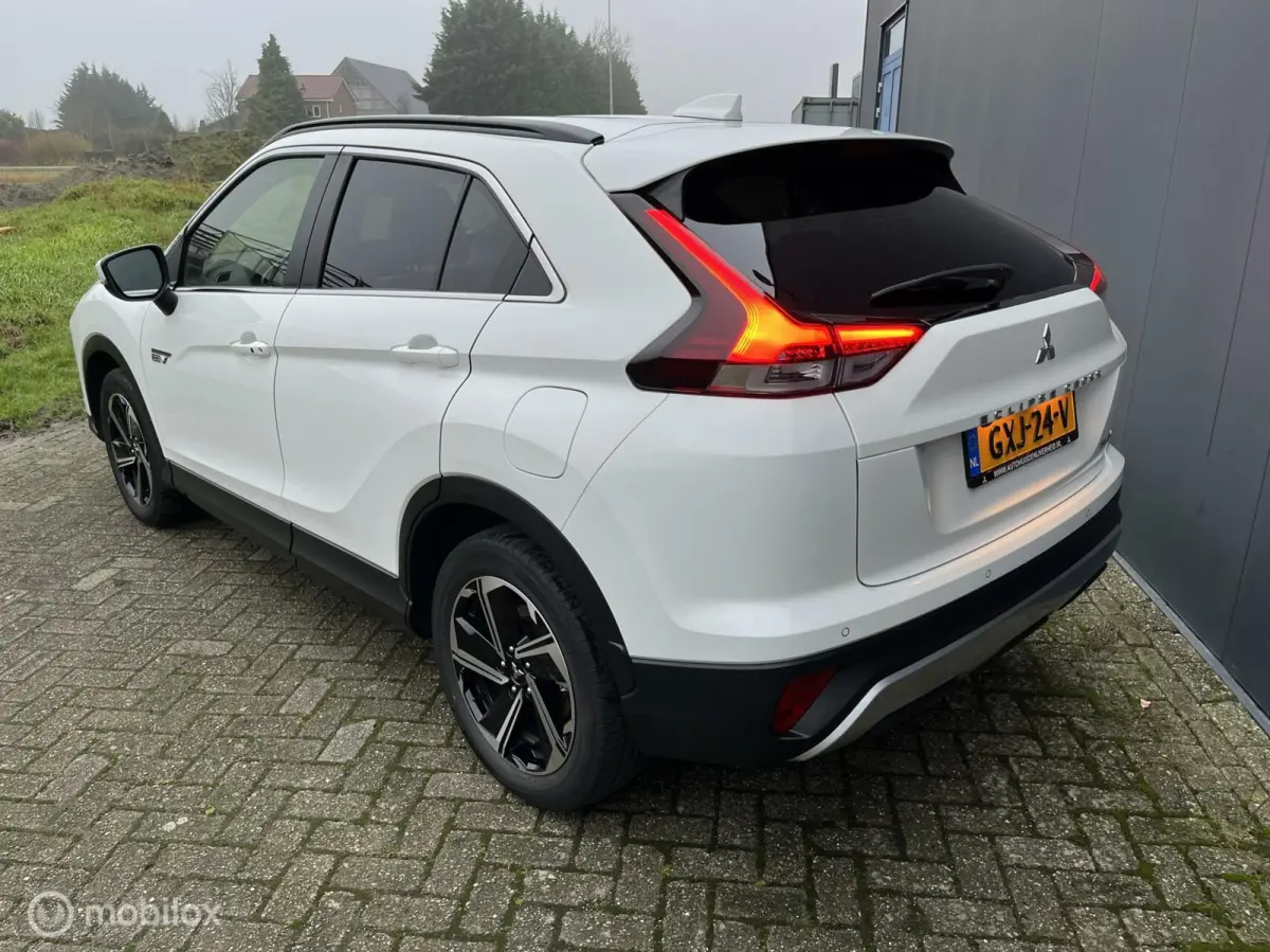 2.4 PHEV Intense+