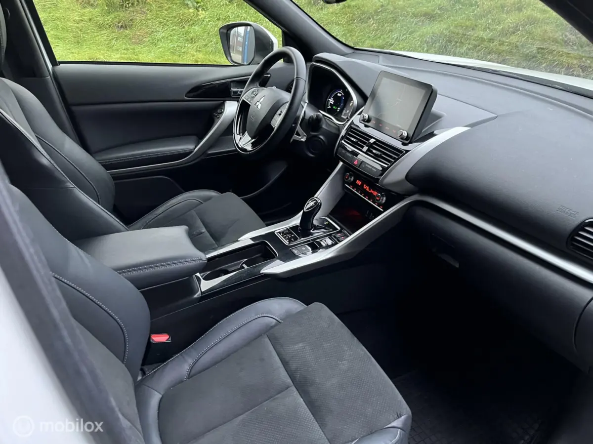 2.4 PHEV Intense+