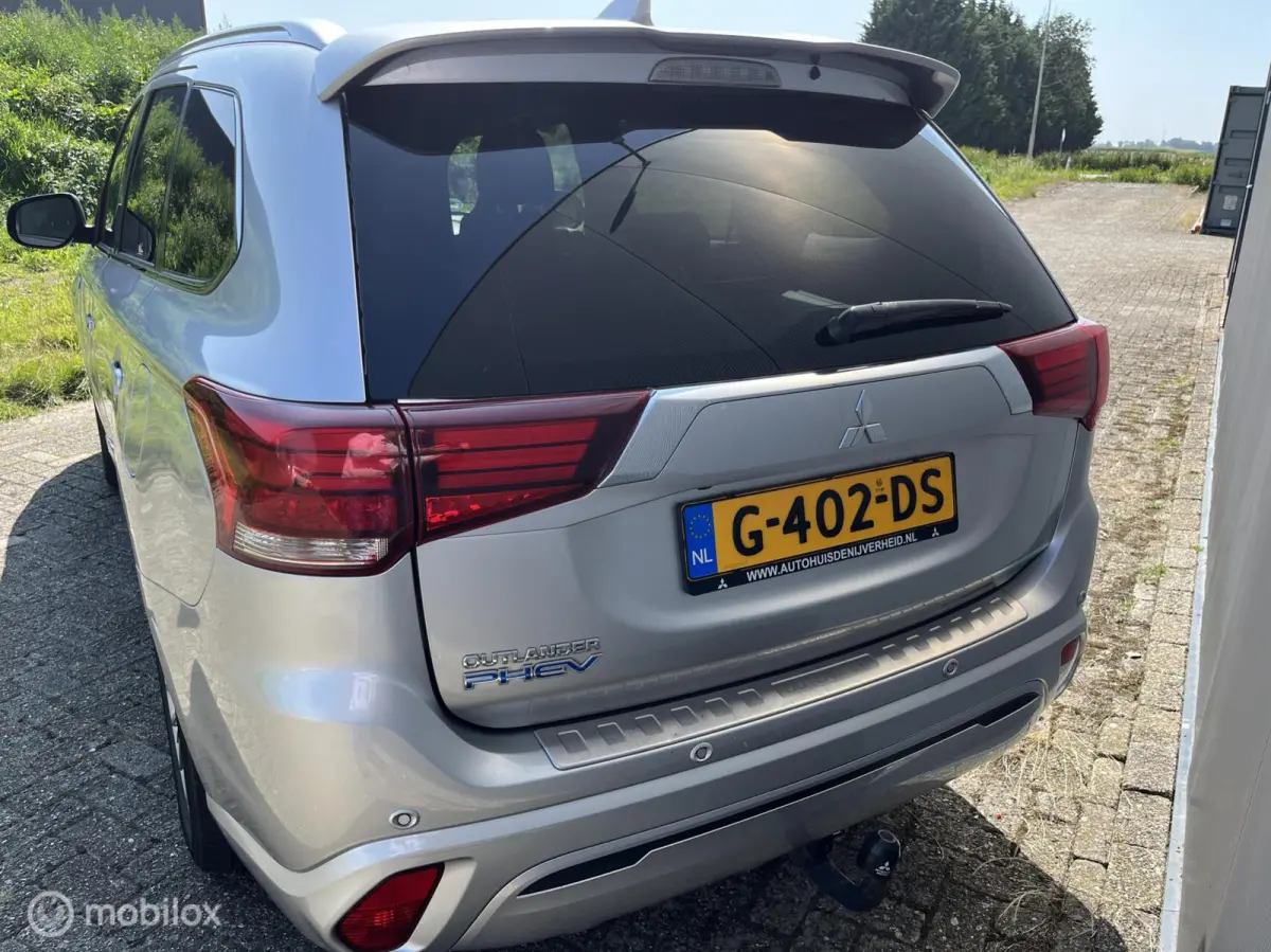 2.4 PHEV Instyle|trekhaak|zonnedak|leer