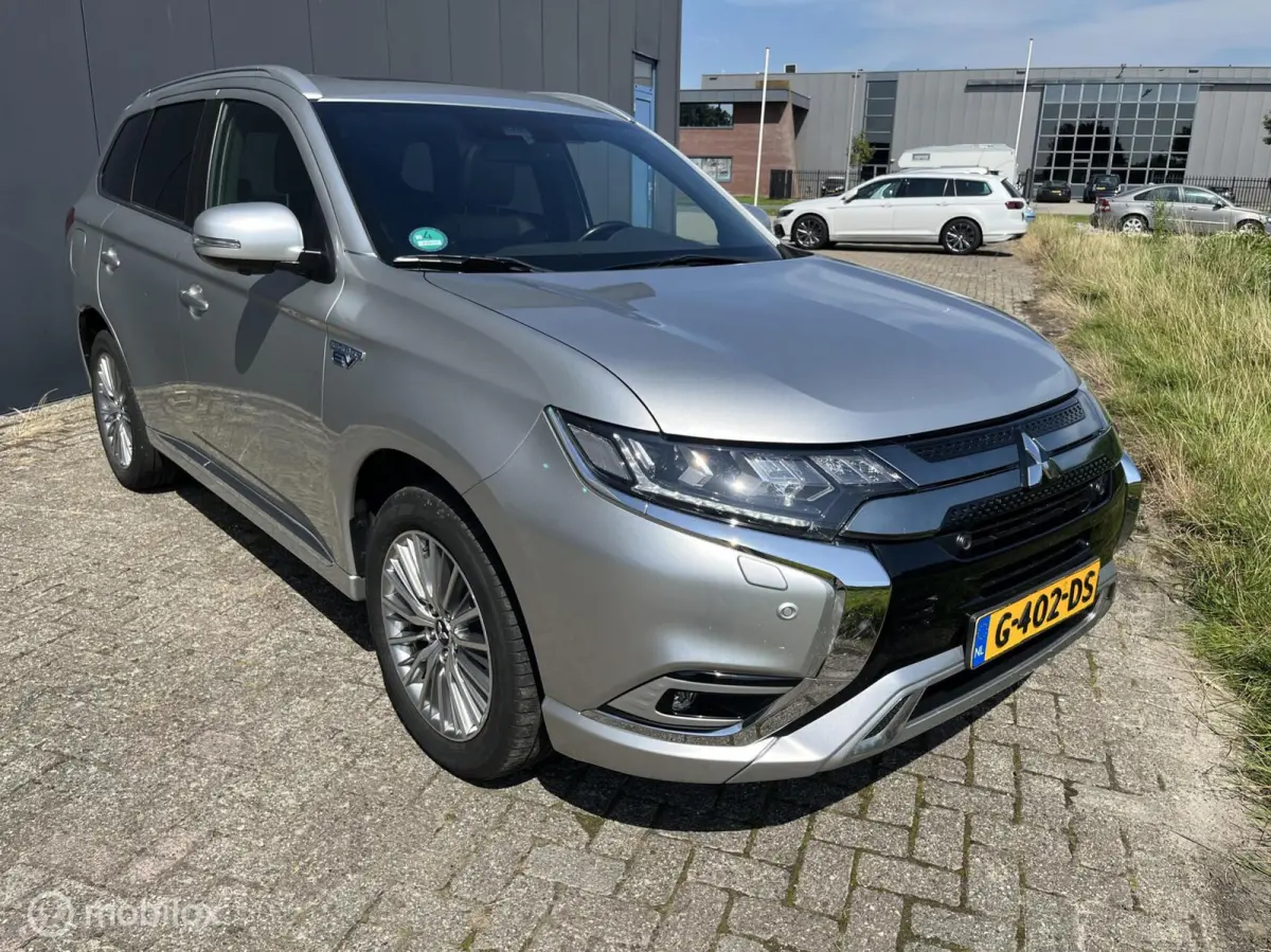 2.4 PHEV Instyle|trekhaak|zonnedak|leer